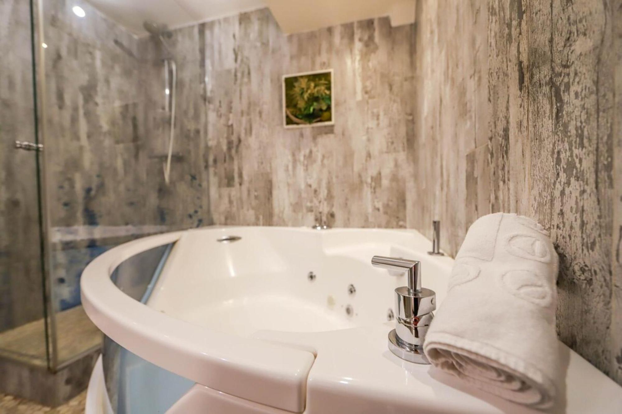 Le Cocon - Lofts & Lakes Certified 4-Stars Анси Экстерьер фото