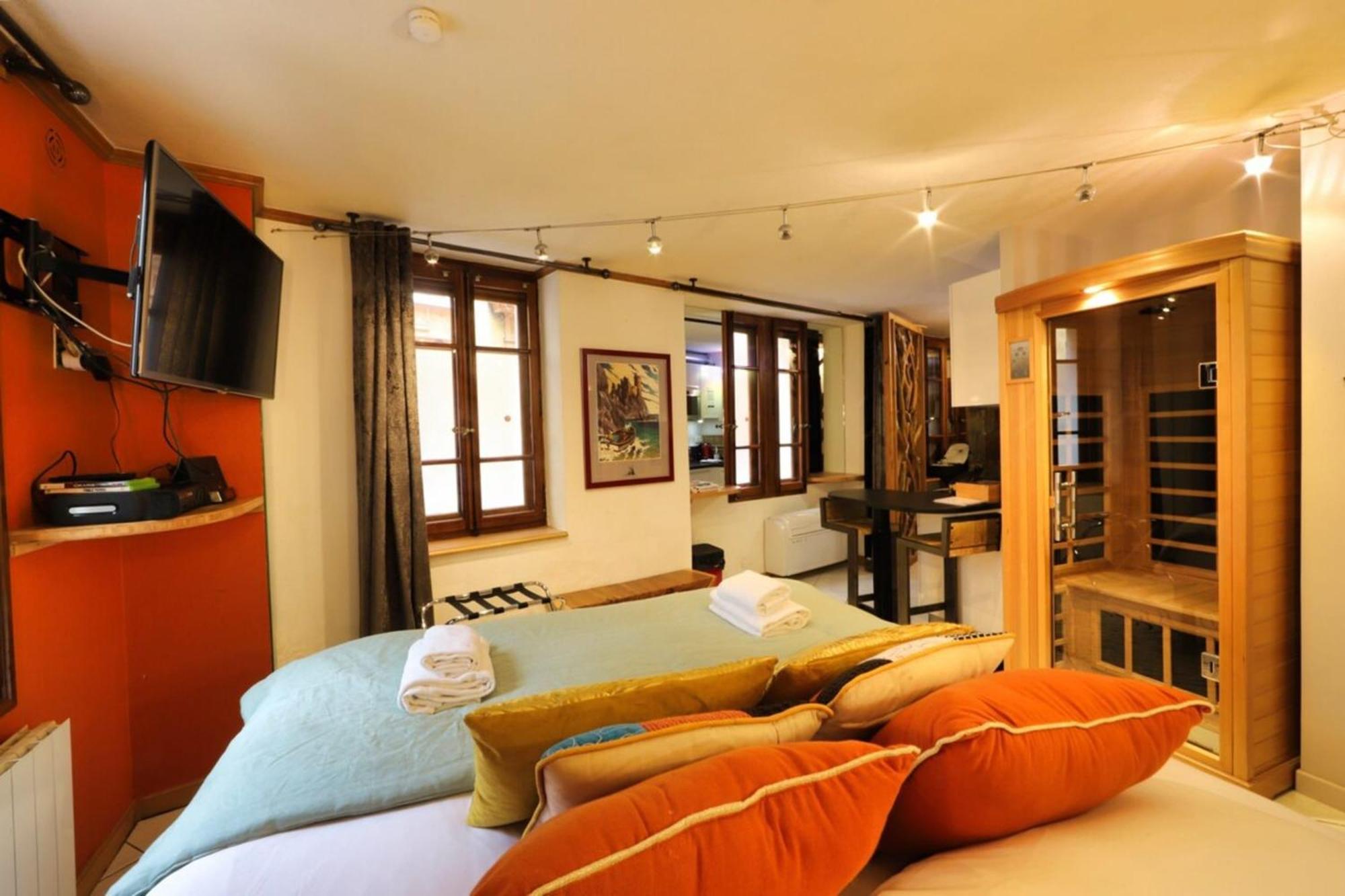 Le Cocon - Lofts & Lakes Certified 4-Stars Анси Экстерьер фото